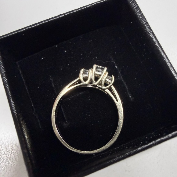 .50 cttw 14k White Gold Women's Ring - Picture 2 of 6